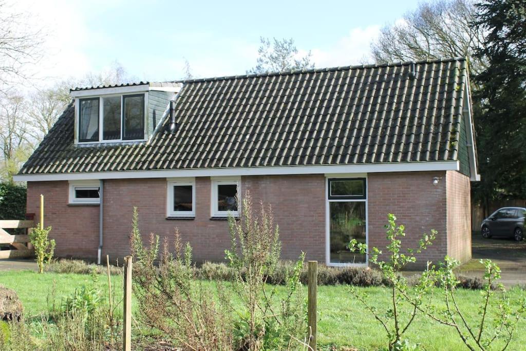 Ruim Huisje Op Een Prachtige Plek Hemrik Buitenkant foto
