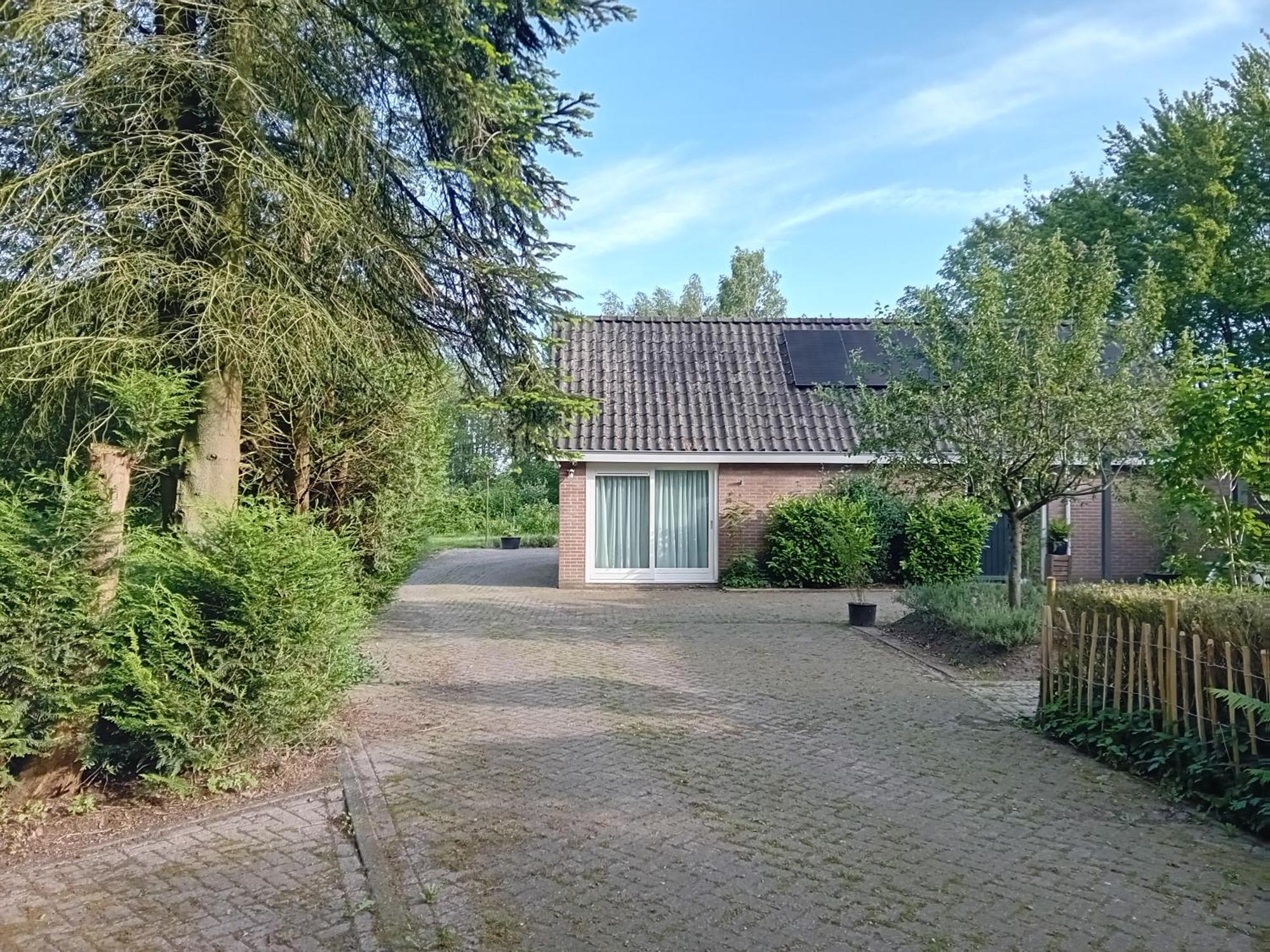 Ruim Huisje Op Een Prachtige Plek Hemrik Buitenkant foto